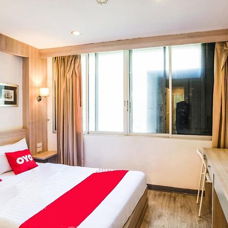 בנגקוק Oyo 437 Hostel Na Nara מראה חיצוני תמונה