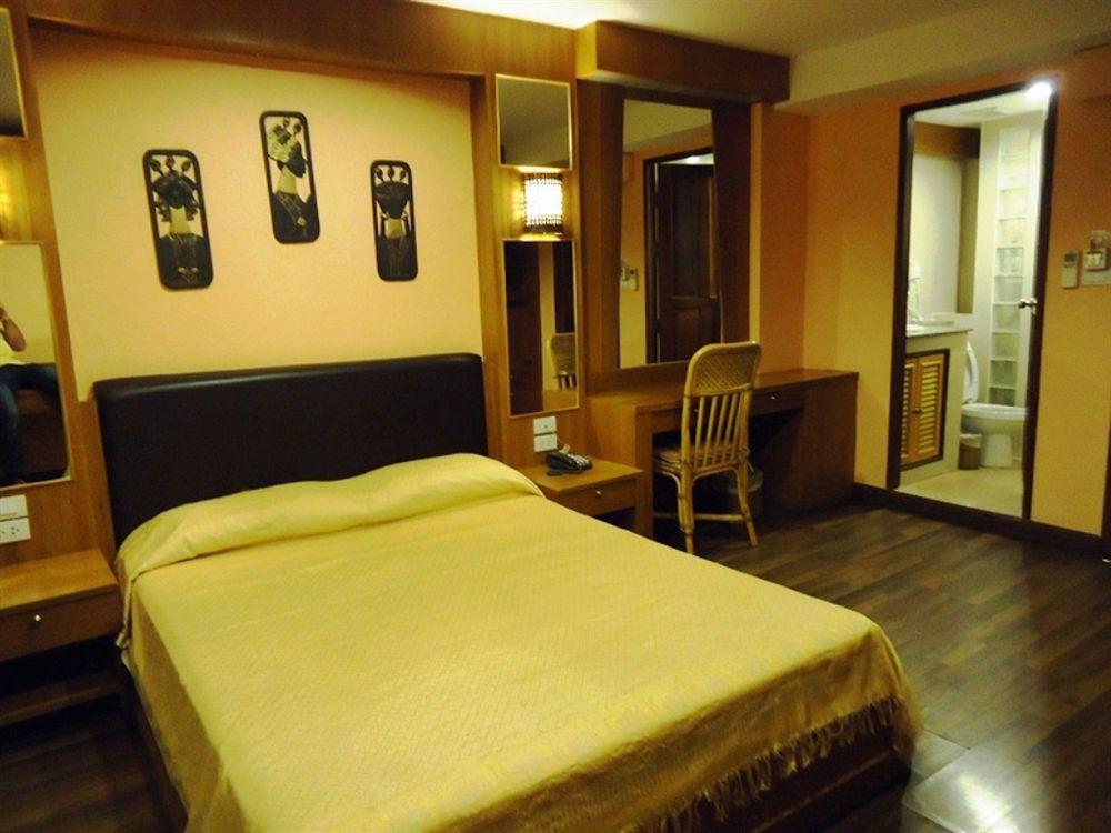 בנגקוק Oyo 437 Hostel Na Nara מראה חיצוני תמונה