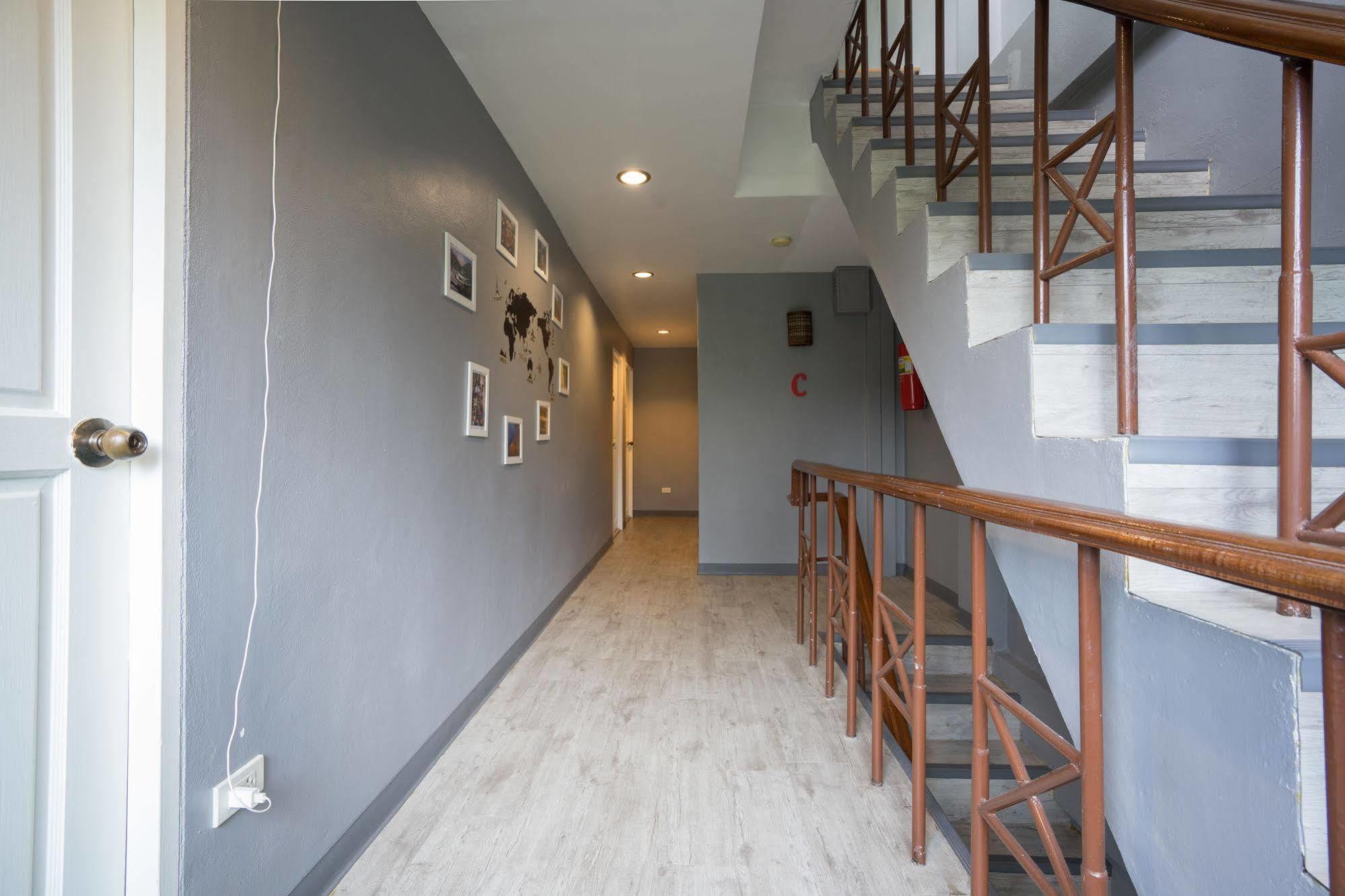 בנגקוק Oyo 437 Hostel Na Nara מראה חיצוני תמונה