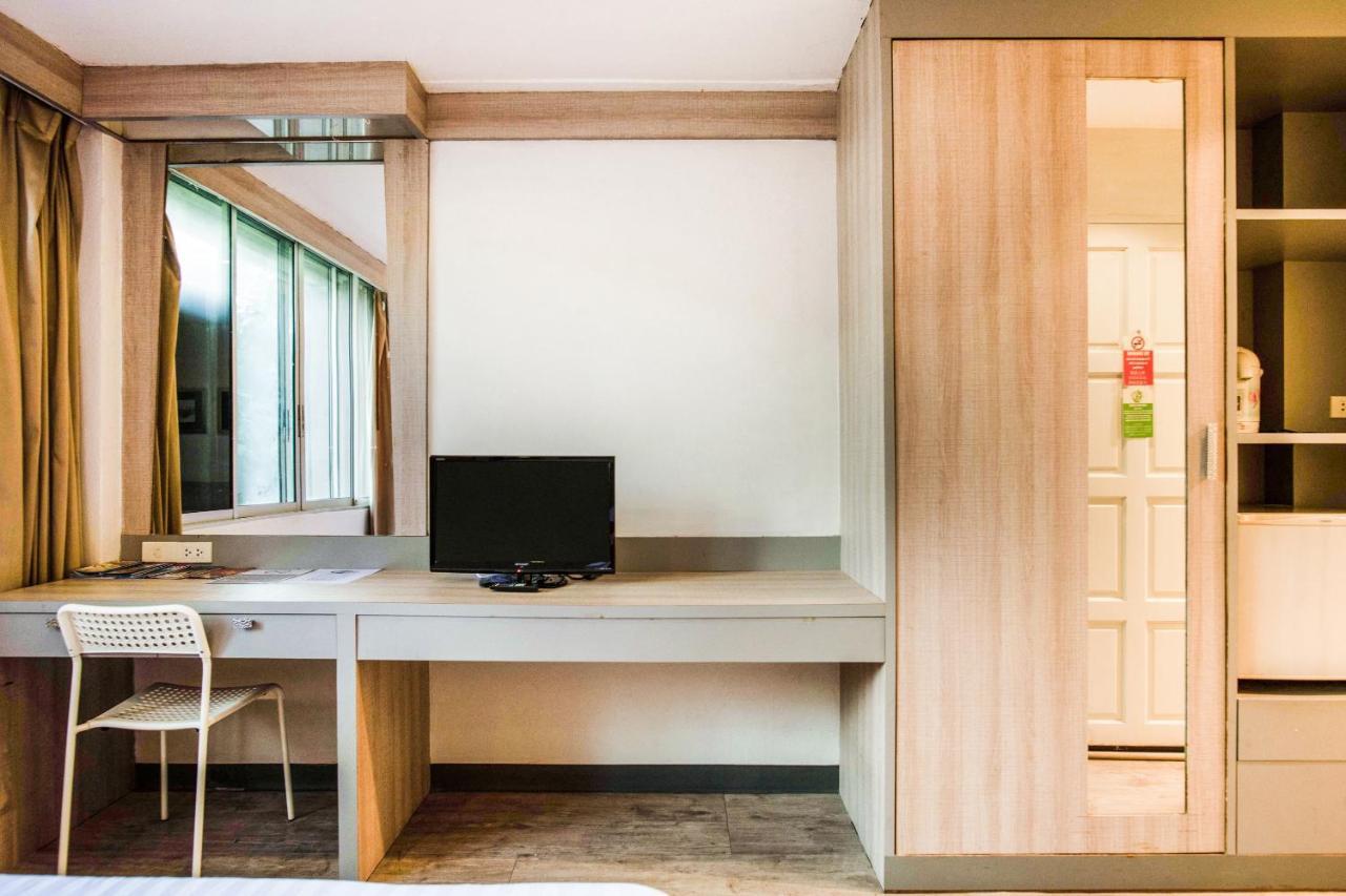 בנגקוק Oyo 437 Hostel Na Nara מראה חיצוני תמונה